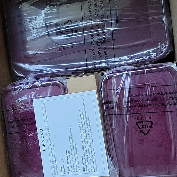 LocknLock 5 Storage Containers and Insulated Zippered Tote | Wine | NWT - Picture 7 of 11